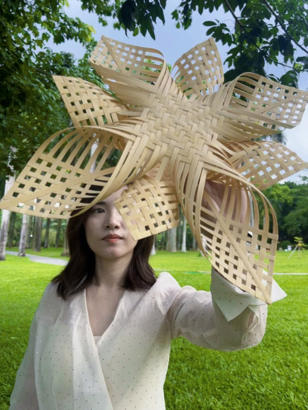 Calm Summer Living — How Ancient Bamboo Weaving Wisdom Relieves Modern Heatwave Anxiety